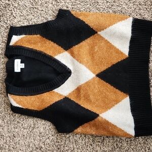 Evereve Payton Argyle Sweater Vest